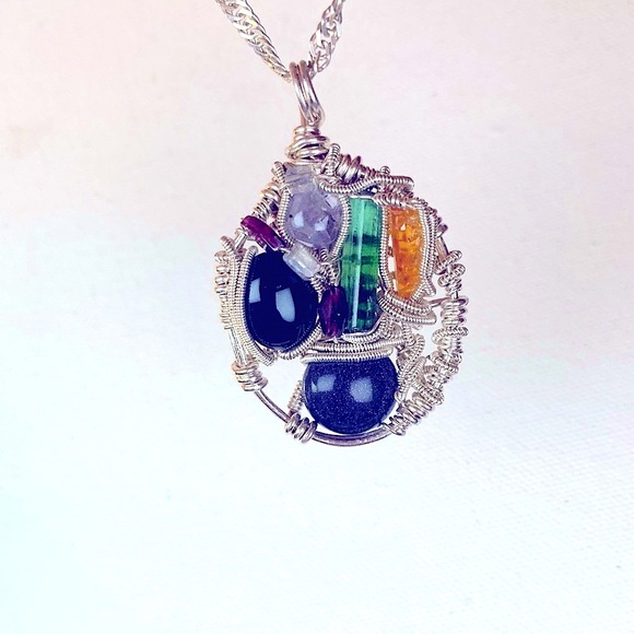 Multi gem Sterling silver pendant is overflowing - Picture 1 of 3
